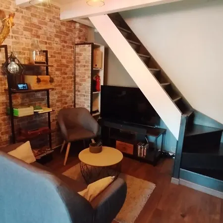 Blanche, Maison De Bourg Pleine De Charme