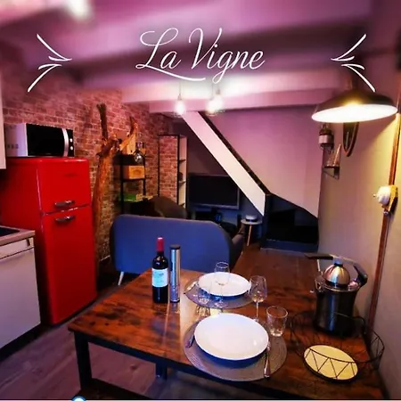 Blanche, Maison De Bourg Pleine De Charme Nyaraló *